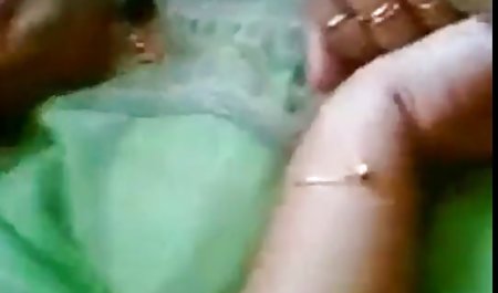 தழுவி ஒரு கடின ஆபாச பொம்மைகள் விளையாட்டுத்தனமான