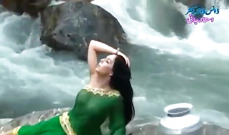 சூடான, குஞ்சு, சவாரிகள் மிகவும் கொடூரமான parnuha மற்றும் ஆதிக்கம் கடின சேவல்
